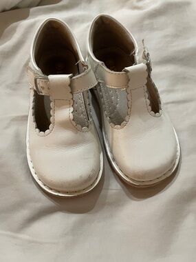 L’Amour Classic White T-Strap Girls' Dress Shoes